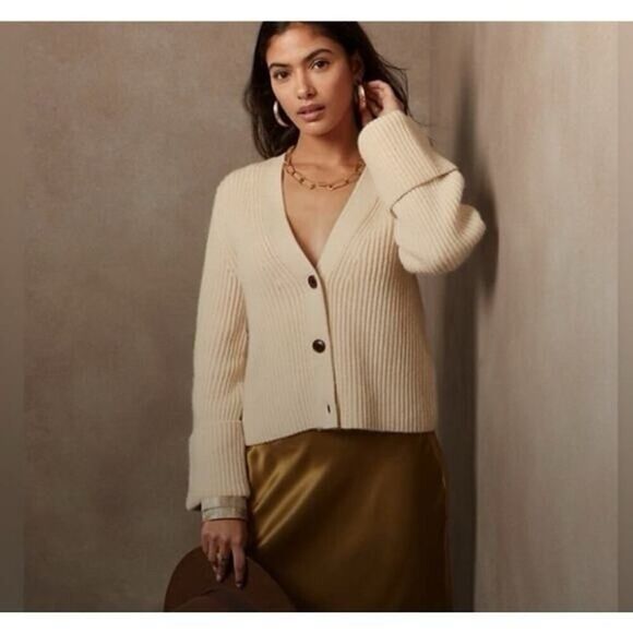 Banana Republic Talia Cream Ribbed Merino Cashmere Cardigan XS Button Front Cozy - Picture 2 of 15